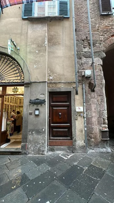 Lucca Charm – Photos 9